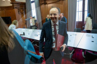 The Exchequer Secretary to the Treasury James Murray chairs a roundtable of entrepreneurs