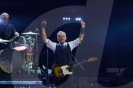 Bruce Springsteen - a roaring, rousing ?s?how that imagines a better America.