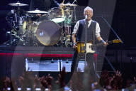 Bruce Springsteen - a roaring, rousing ?s?how that imagines a better America.