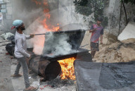 Smoke And Sweat: Toxic Labor On The Streets In Bangladesh 