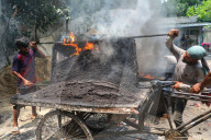 Smoke And Sweat: Toxic Labor On The Streets In Bangladesh 