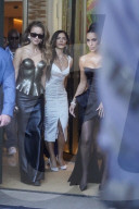 Kim Kardashian, Lauren Sánchez and Katy Perry head to bachelorette party in Paris