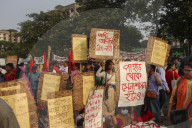 Smoke And Sweat: Toxic Labor On The Streets In Bangladesh 