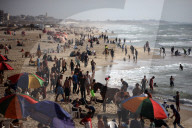 Palestinians In Gaza Go To The Beach 