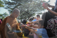 Pindapata Tradition In Indonesia