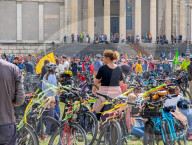 Cyclists Demand Better Cycling Infrastructure