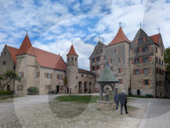 Senior Citizen Visit A Castle