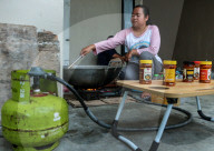 Chili Sauce Packaging For Export By Indonesian Micro Enterprises 
