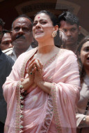  Bollywood Actress Kajal At Dakshineswar Temple In Kolkata, India
