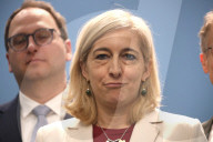 Nina Warken Receives Drug Pricing Report at Health Ministry in Berlin