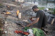 Daily Life In Dhaka