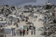 Israel-Hamas War 2025: Displaced Palestinians
