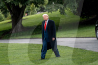 Trump Heads To Cryptocurrency Dinner On May 22, 2025