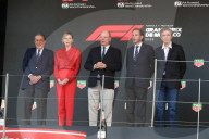 ROYALS -  Albert II von Monaco und Prinzessin Charlene auf dem Podium des GP Formel 1 von Monaco