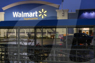 Walmart Logo At Cochrane Supercentre
