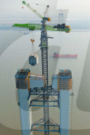 Zhangjinggao Yangtze River Bridge Construction