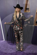 American Music Awards 2025: RED CARPET