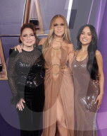 American Music Awards 2025: RED CARPET