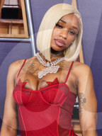 2025 American Music Awards - Arrivals