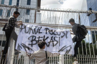 Environtment Activist Protest Against Captive Coal Power Plant