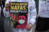 Environtment Activist Protest Against Captive Coal Power Plant
