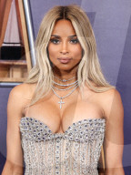 2025 American Music Awards - Arrivals