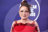 2025 American Music Awards - Arrivals