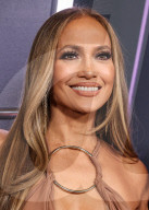 2025 American Music Awards - Winners Walk