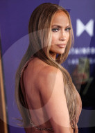 2025 American Music Awards - Winners Walk