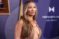 2025 American Music Awards - Winners Walk