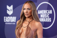 2025 American Music Awards - Winners Walk