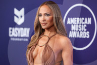 2025 American Music Awards - Winners Walk