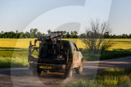 Artillery crew of Ukraine Rifle Battalion on front line