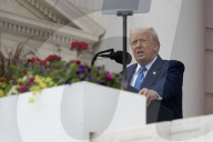 Trump marks Memorial Day at Arlington National Cemetery