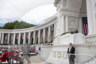 Trump marks Memorial Day at Arlington National Cemetery
