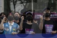 Feminist Group Demands Lee Jun-seok Resign Over Misogynistic Remarks