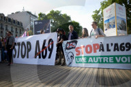 Oppopnents Gather After Judges Authorize The Resomption Of Works On The Planned A69 Highway