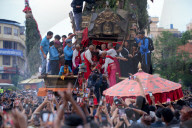Nepal Observes Bhoto Jatra, Formally Ending Months Long Rato Machhindranath Chariot Procession