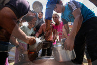 Gaza food distribution by aid organizations
