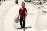 Gaza food distribution by aid organizations