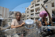 Gaza food distribution by aid organizations