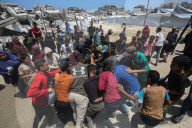 Gaza food distribution by aid organizations