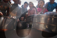 Gaza food distribution by aid organizations