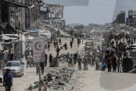 Displaced Gazans on the move