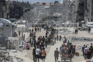Displaced Gazans on the move