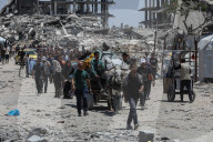 Displaced Gazans on the move