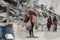 Displaced Gazans on the move