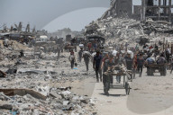 Displaced Gazans on the move