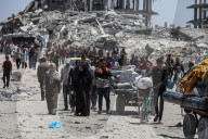 Displaced Gazans on the move