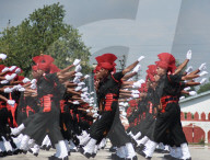 Kashmir army parade